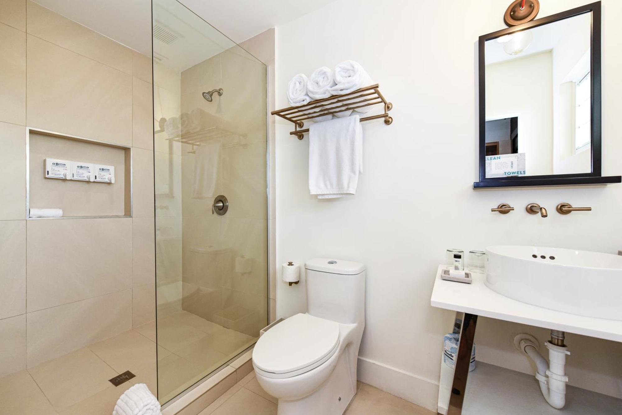 The Locale Hotel Grand Cayman George Town Zewnętrze zdjęcie