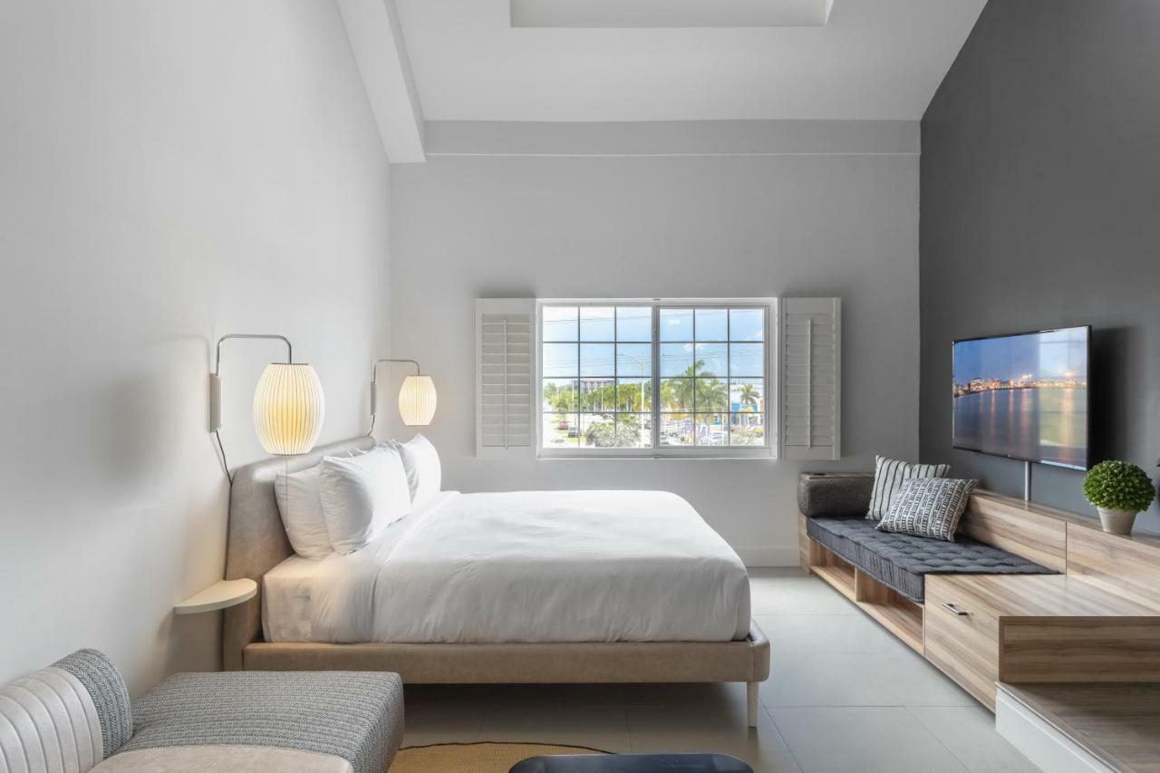 The Locale Hotel Grand Cayman George Town Zewnętrze zdjęcie