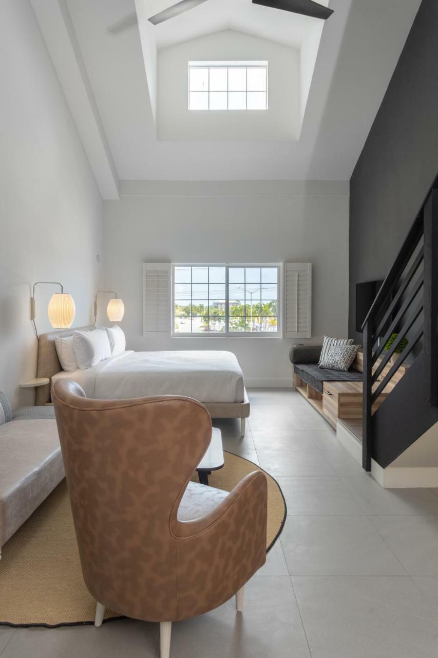 The Locale Hotel Grand Cayman George Town Zewnętrze zdjęcie