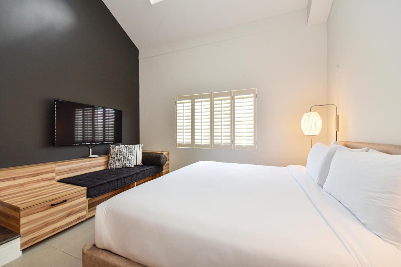 The Locale Hotel Grand Cayman George Town Zewnętrze zdjęcie